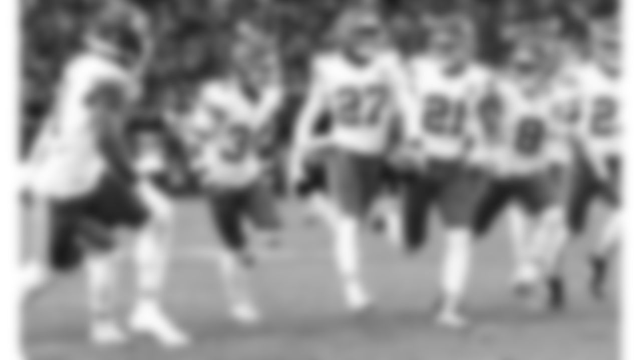 Kansas City Chiefs defensive back Chamarri Conner (27) celebrates an interception during a week 18 NFL football game against the Las Vegas Raiders, Sunday, January 4, 2026 in Las Vegas, NV.