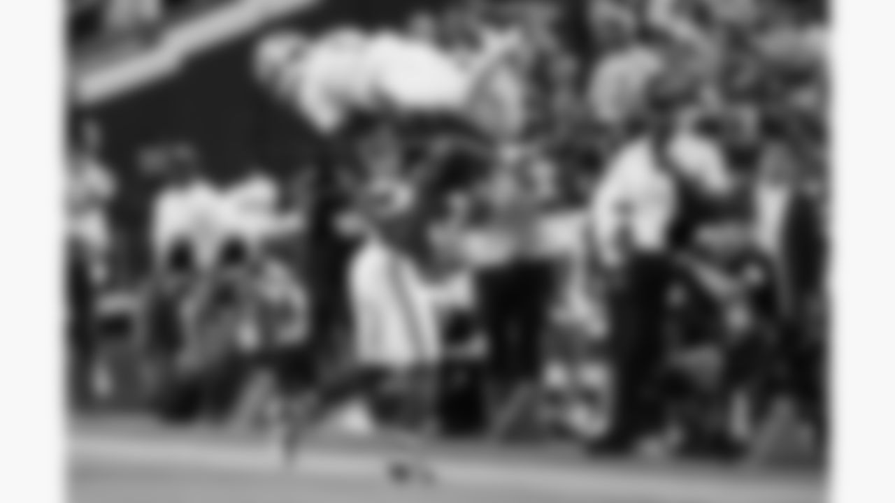 Detroit Lions wide receiver Jameson Williams (1) flips over Kansas City Chiefs cornerback Jaylen Watson (35) during the week 6 NFL football game, Sunday, October 12, 2025 in Kansas City, MO.