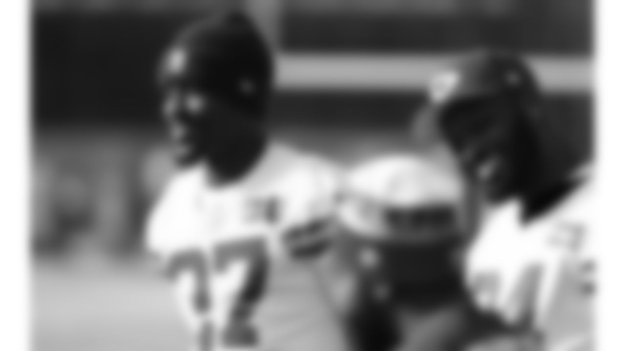 Kansas City Chiefs defensive back Chamarri Conner (27) during a week 17 practice on Tuesday, December 23, 2025 in Kansas City, MO.