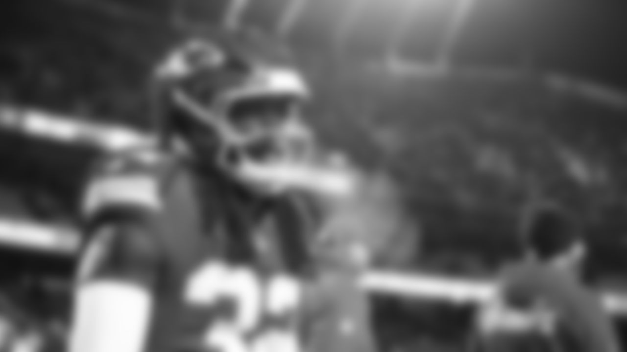 Kansas City Chiefs linebacker Nick Bolton (32) looks on prior to an NFL week 14 matchup against the Houston Texans, Sunday December 7, 2025.