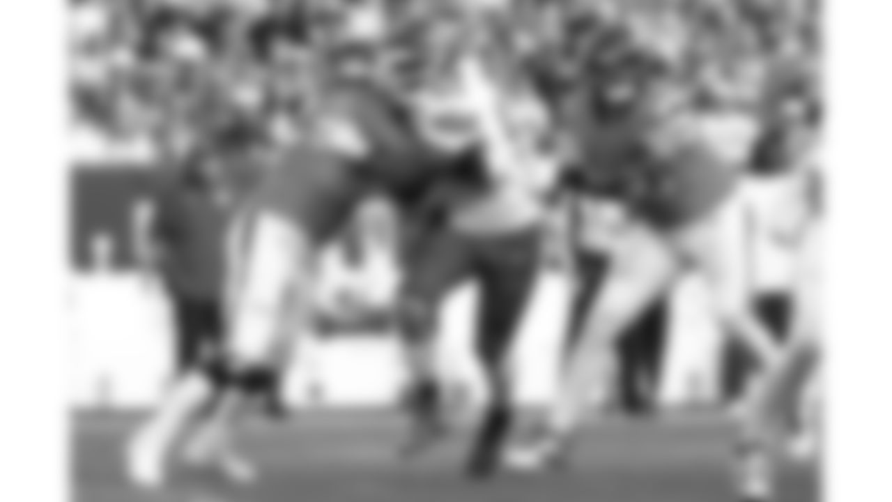 Kansas City Chiefs defensive tackle Chris Jones (95) rushes the offense during a week 11 NFL Football game against the Denver Broncos on Sunday, November 16, 2025 in Denver, Colorado.