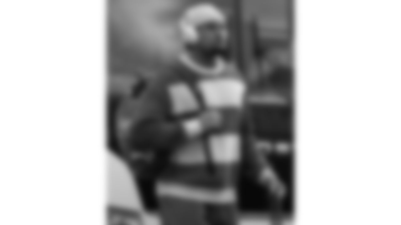 Kansas City Chiefs safety Bryan Cook (6) travels for a week 9 matchup against the Buffalo Bills on Saturday, November 1, 2025.