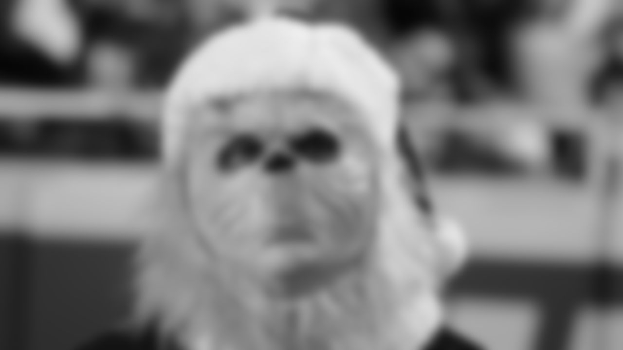 Grinch prior to an NFL week 17 matchup against the Denver Broncos, Thursday, December 25, 2025.