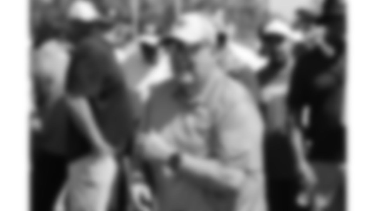 Former Chiefs player Tony Adams from the Kansas City Ambassadors and Legends group speaks to players after day 6 of training camp practice on Monday, July 28, 2025.