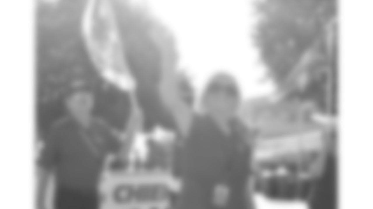 Kansas City Chiefs Red Coaters prior to a preseason week 3 NFL football game against the Chicago Bears, August 22, 2025 in Kansas City, MO.