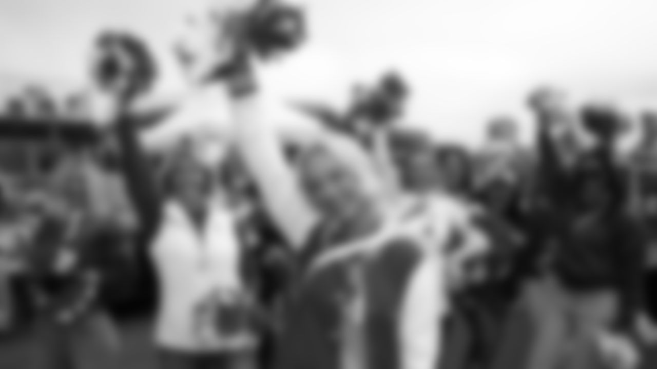 Kansas City Chiefs Alumni Cheerleaders in the pregame parade prior to a week 12 NFL Football game against the Indianapolis Colts on Sunday, November 23, 2025 in Kansas City, MO.