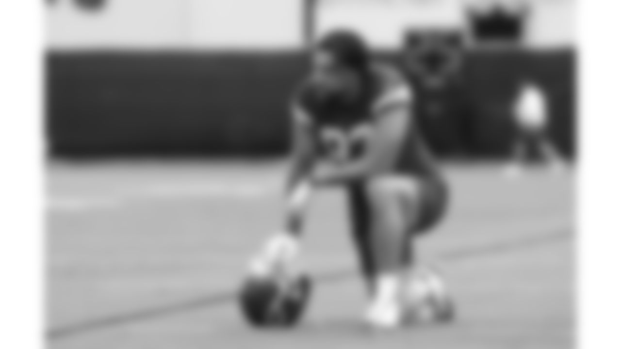 Kansas City Chiefs tight end Travis Kelce (87) practices during phase 3 of OTAs on Tuesday June 17, 2025 in Kansas City, MO.