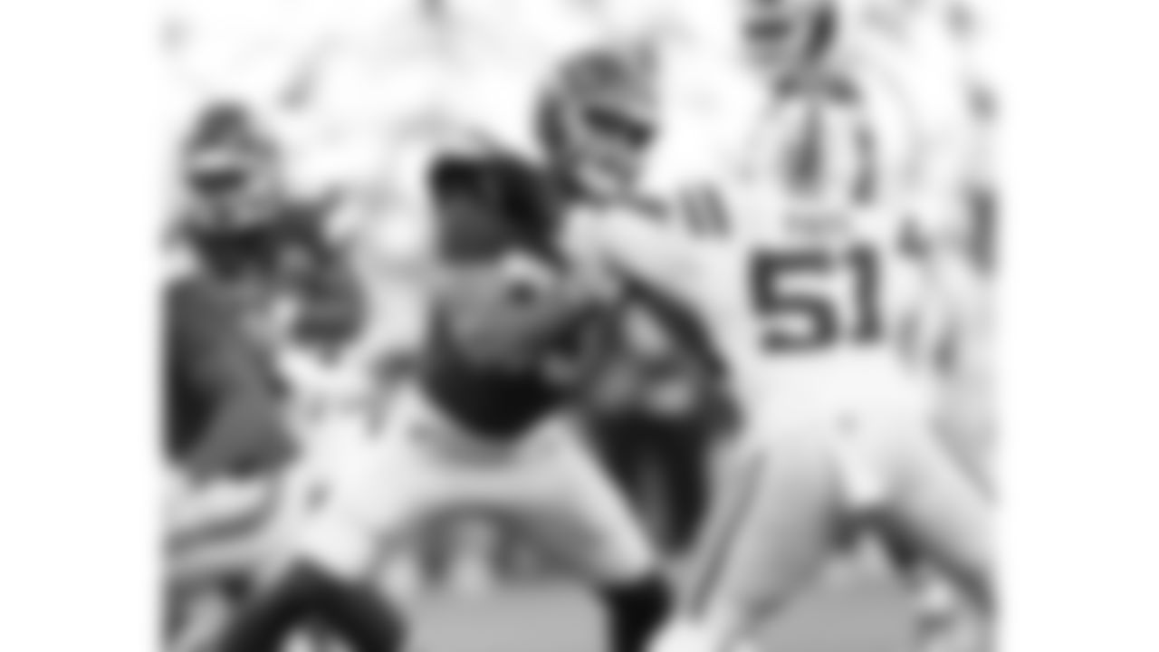 Kansas City Chiefs tight end Noah Gray (83) blocks Indianapolis Colts defensive end Kwity Paye (51) during a week 12 NFL football game, Sunday, November 23, 2025 in Kansas City, MO.