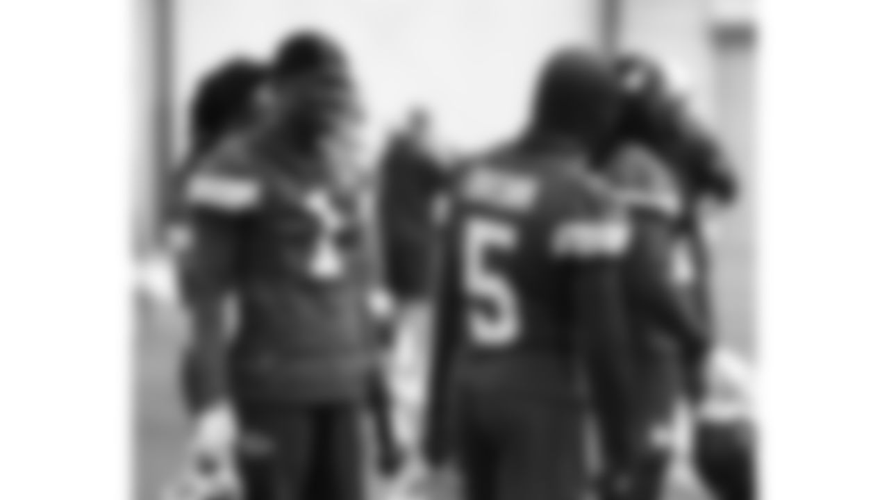 Kansas City Chiefs wide receiver Xavier Worthy (1) during a week 16 practice on Thursday, December 18, 2025 in Kansas City, MO.