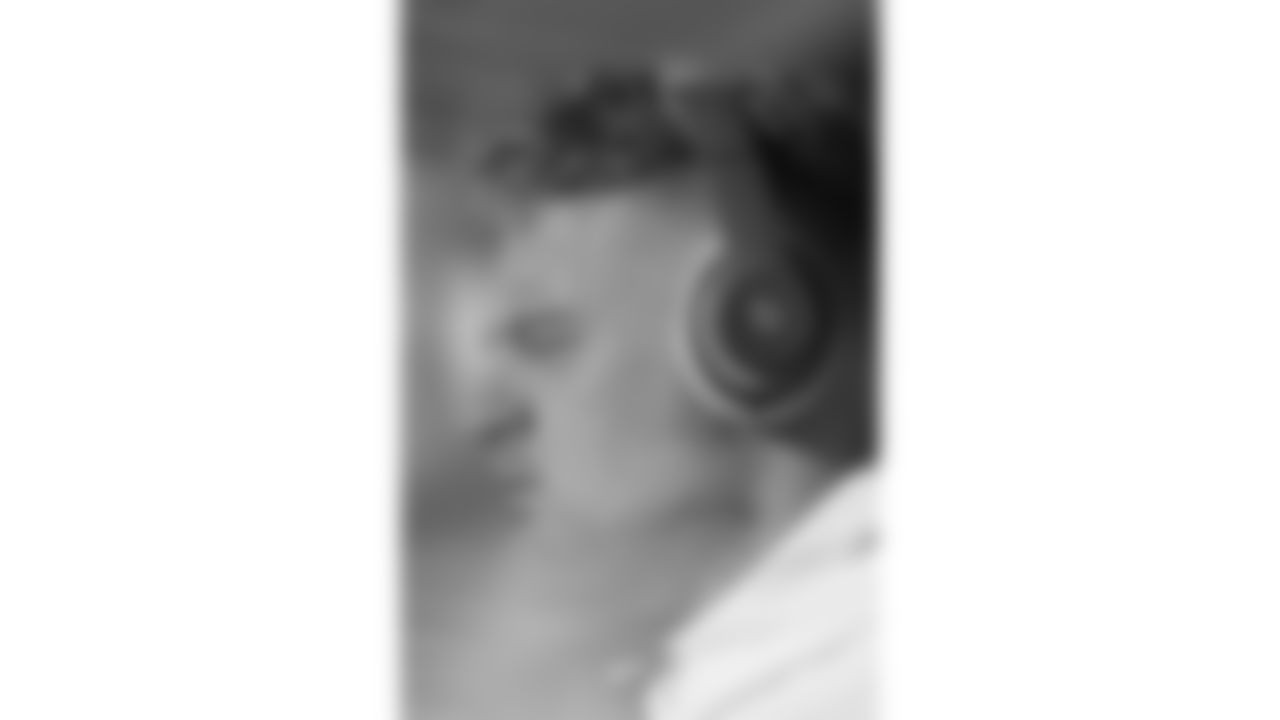 Kansas City Chiefs offensive lineman C.J. Hanson (61) enters the field prior to a week 16 NFL Football game against the Tennessee Titans on Sunday, December 21, 2025 in Nashville, Tennessee.