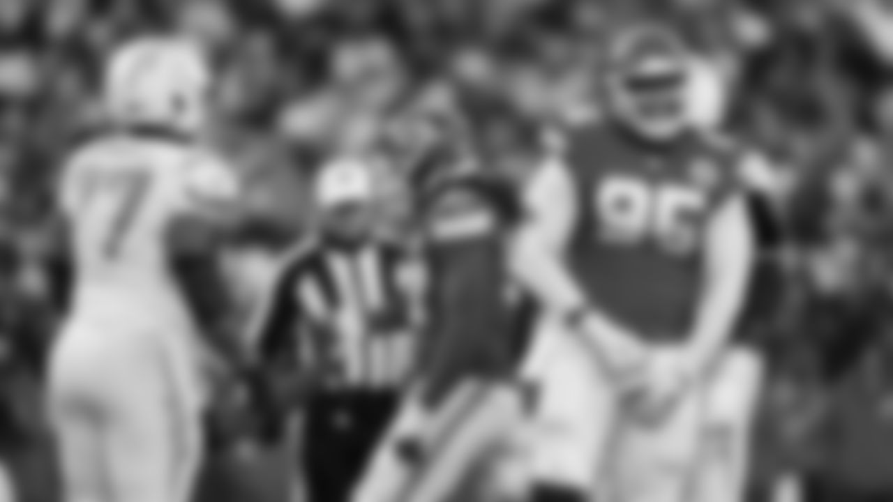 Kansas City Chiefs defensive tackle Chris Jones (95) celebrates during an NFL week 15 matchup against the Los Angeles Chargers, Sunday December 14, 2025.