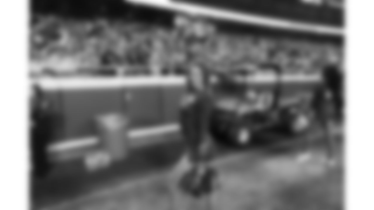 The Kansas City Chiefs Cheerleaders and Entertainment teams during a week 17 NFL Football game against the Denver Broncos on December 25, 2025 in Kansas City, MO.