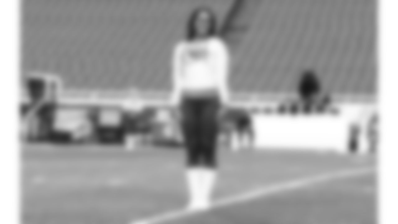 The Kansas City Chiefs Cheerleaders and Entertainment teams prior to a week 17 NFL Football game against the Denver Broncos on December 25, 2025 in Kansas City, MO.