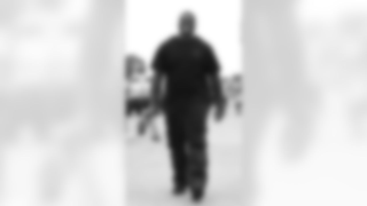 Kansas City Chiefs offensive tackle Chukwuebuka Godrick (72) arrives for an NFL preseason week 3 matchup against the Chicago Bears, Thursday August 22, 2024