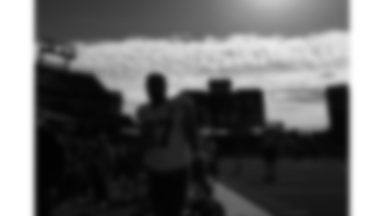 Kansas City Chiefs tight end Travis Kelce (87) prior to a week 16 NFL Football game against the Tennessee Titans on Sunday, December 21, 2025 in Nashville, Tennessee.