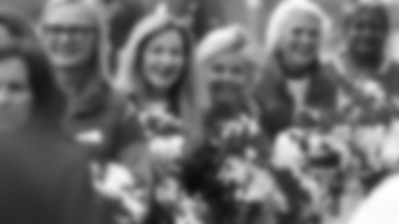 Kansas City Chiefs Alumni Cheerleaders in the pregame parade prior to a week 12 NFL Football game against the Indianapolis Colts on Sunday, November 23, 2025 in Kansas City, MO.