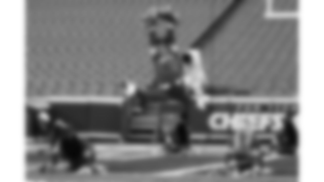 Kansas City Chiefs Cheerleaders practice on the field prior to a week 14 NFL Football game against the Houston Texans on Sunday, December 7, 2025 in Kansas City, MO.