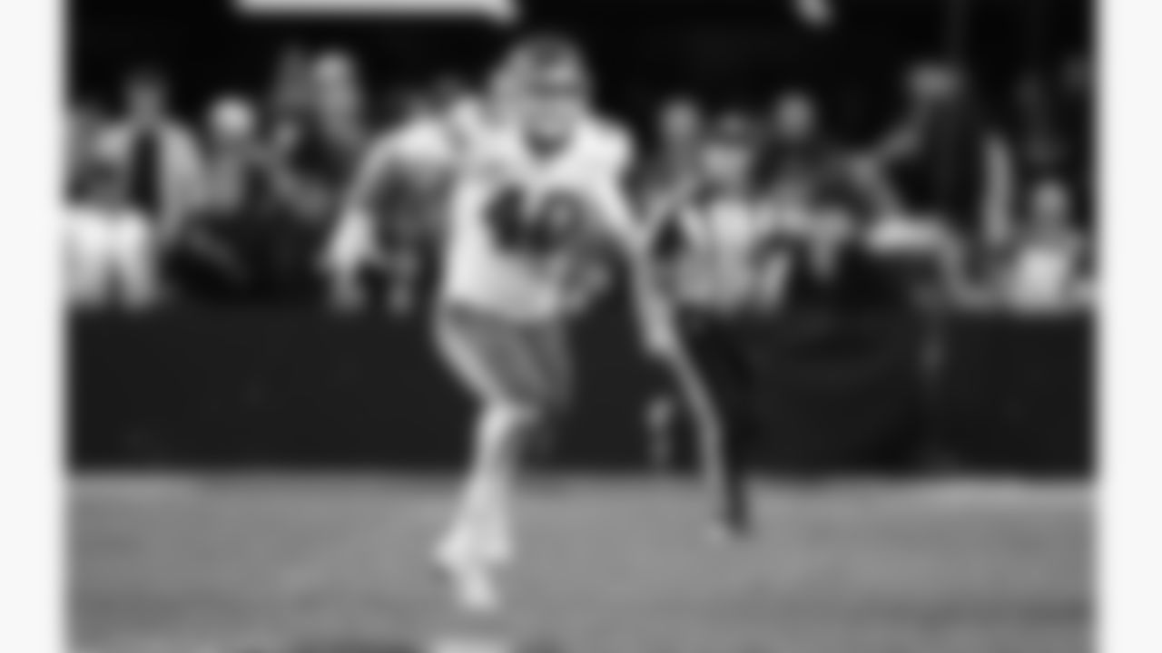 Kansas City Chiefs defensive end Ethan Downs (40) in action during a week 18 NFL football game against the Las Vegas Raiders, Sunday, January 4, 2026 in Las Vegas, NV.