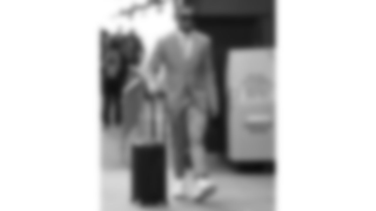 Kansas City Chiefs cornerback Trent McDuffie (22) arrives prior to a week 9 NFL football game against the Buffalo Bills, Sunday, November 2, 2025 in Buffalo, NY