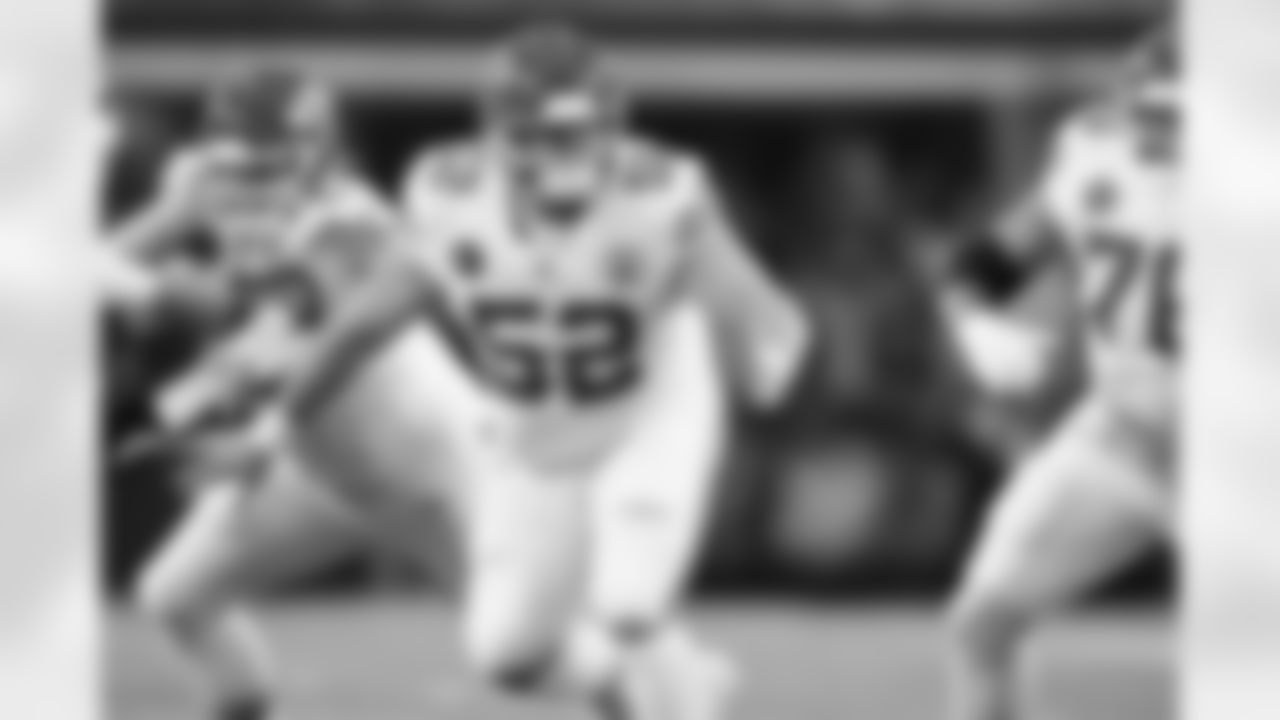 Kansas City Chiefs center Creed Humphrey (52) looks to block during a week 13 NFL football game against the Dallas Cowboys on Thursday, November 27, 2025 in Arlington, TX.