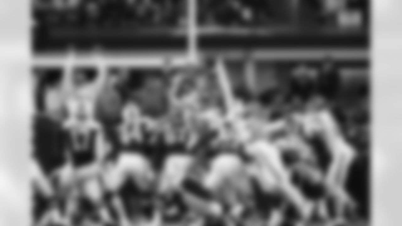 The field goal block team during a week 13 NFL football game against the Dallas Cowboys on Thursday, November 27, 2025 in Arlington, TX.