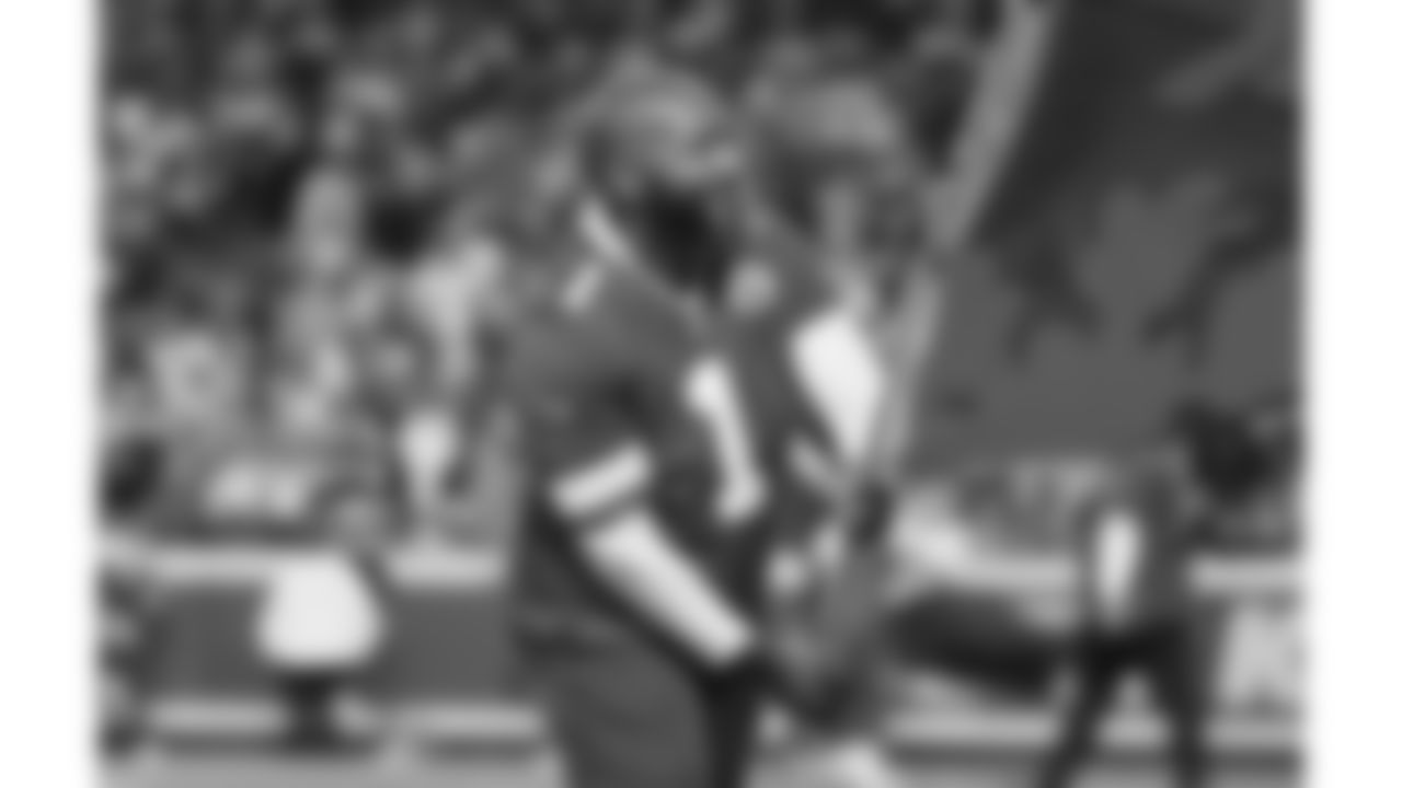 The Kansas City Chiefs Cheerleaders and Entertainment teams during a week 17 NFL Football game against the Denver Broncos on December 25, 2025 in Kansas City, MO.