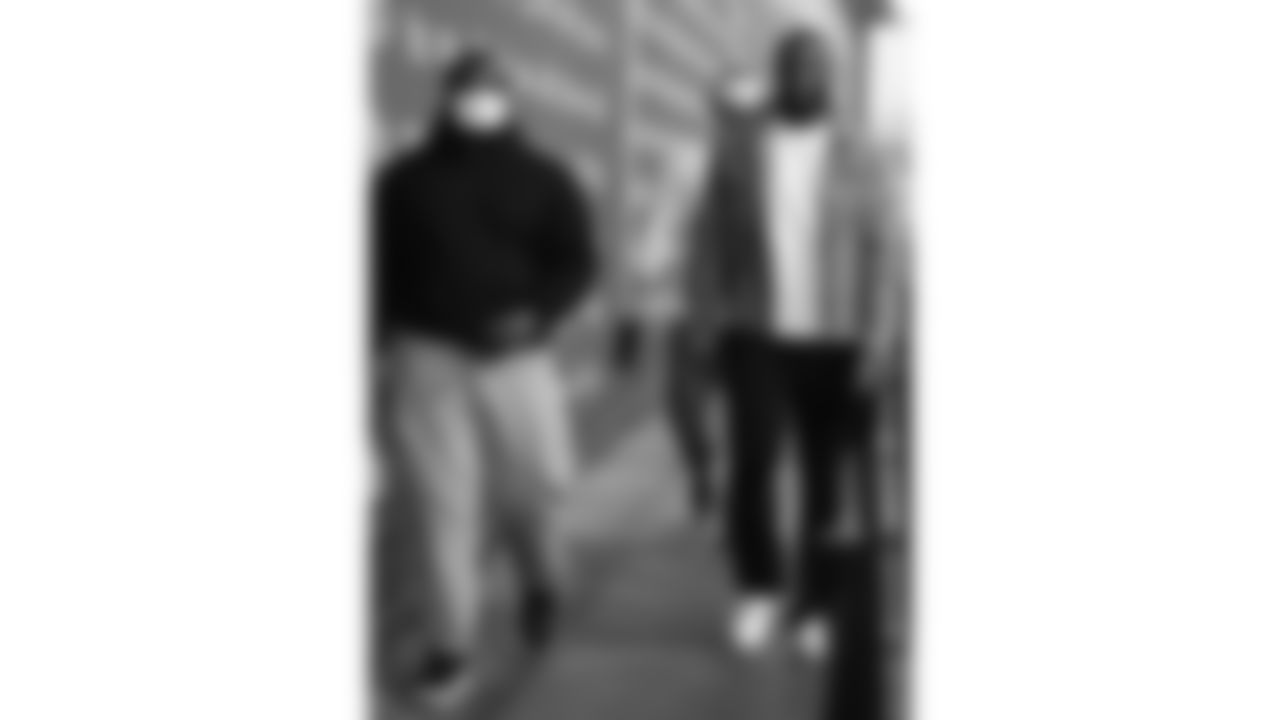 Defensive tackle Derrick Nnadi (92) and Kansas City Chiefs defensive end Felix Anudike-Uzomah (91) arrive prior to an NFL week 17 matchup against the Denver Broncos, Thursday, December 25, 2025.