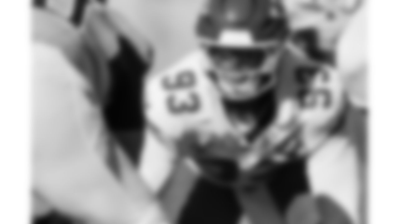 Kansas City Chiefs defensive tackle Zacch Pickens (93) in position during a week 16 NFL football game against the Tennessee Titans, Sunday, December 21, 2025 in Nashville, TN.