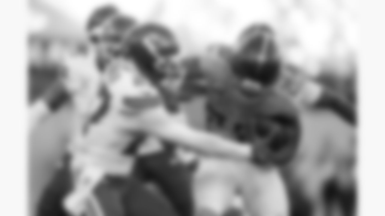 Kansas City Chiefs defensive back Chamarri Conner (27) hits Tennessee Titans running back Tony Pollard (20) during a week 16 NFL football game, Sunday, December 21, 2025 in Nashville, TN.