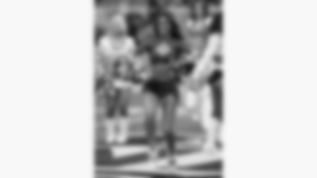 Kansas City Chiefs Cheerleader Sadie before the 2026 NFL Pro Bowl in San Francisco, California on Tuesday, February 3, 2026.