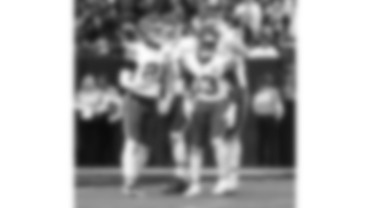 Kansas City Chiefs safety Nazeeh Johnson (13) celebrates during a week 18 NFL football game against the Las Vegas Raiders, Sunday, January 4, 2026 in Las Vegas, NV.