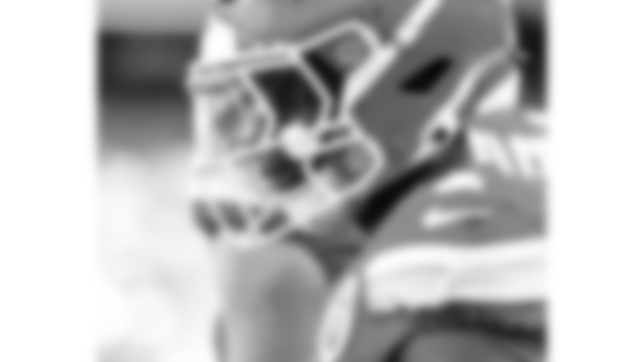 Kansas City Chiefs wide receiver Xavier Worthy (1) looks on during a week 12 NFL football game against the Indianapolis Colts, Sunday, November 23, 2025 in Kansas City, MO.