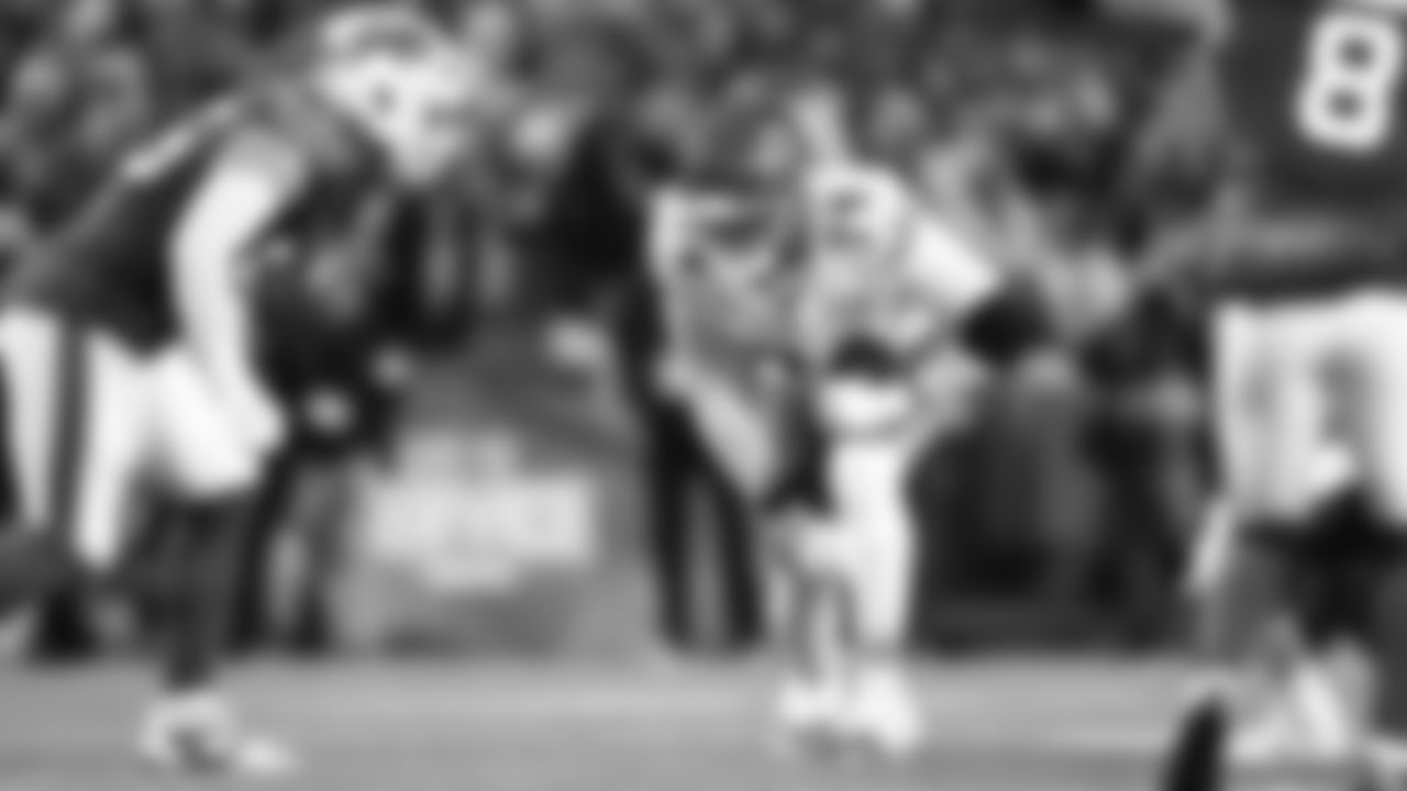 Kansas City Chiefs tackle Jawaan Taylor (74) Iines up during a week 9 NFL football game against the Buffalo Bills, Sunday, November 2, 2025 in Buffalo, NY