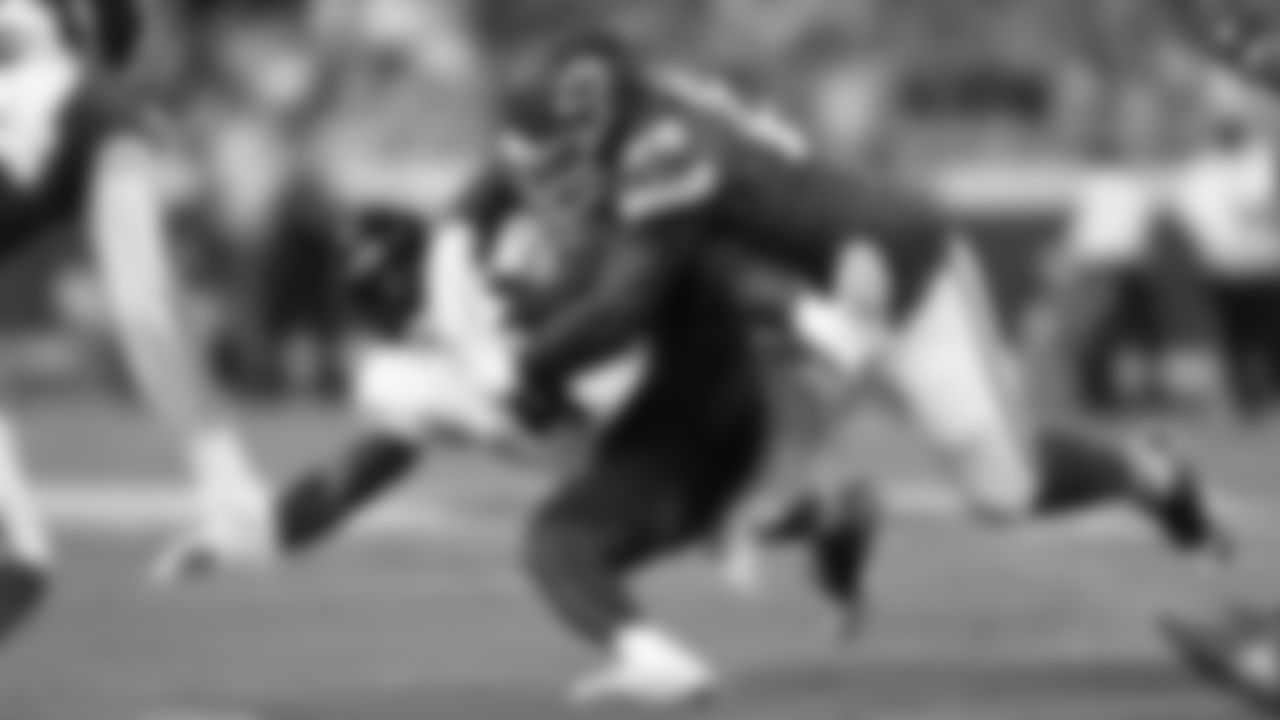 Kansas City Chiefs nose tackle Mike Pennel (69) makes a tackle during a preseason week 3 NFL football game against the Chicago Bears, Friday, August 22, 2025 in Kansas City, MO.