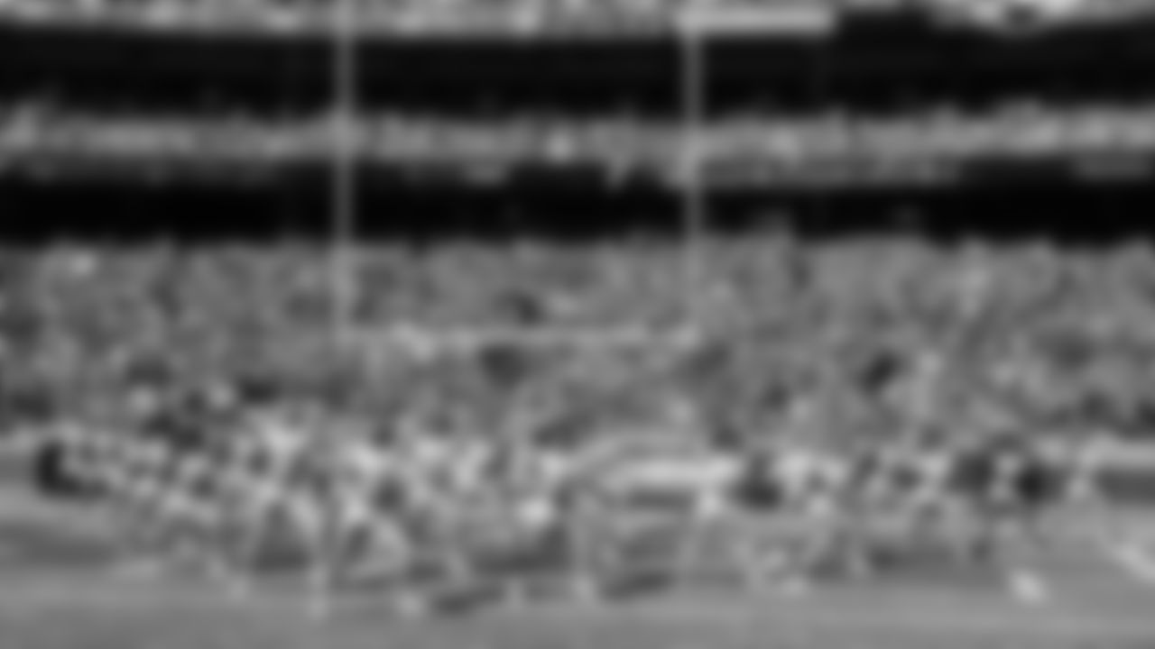 The Kansas City Chiefs Cheerleaders perform during a week 7 NFL Football game against the Las Vegas Raiders on Sunday, October 19, 2025.