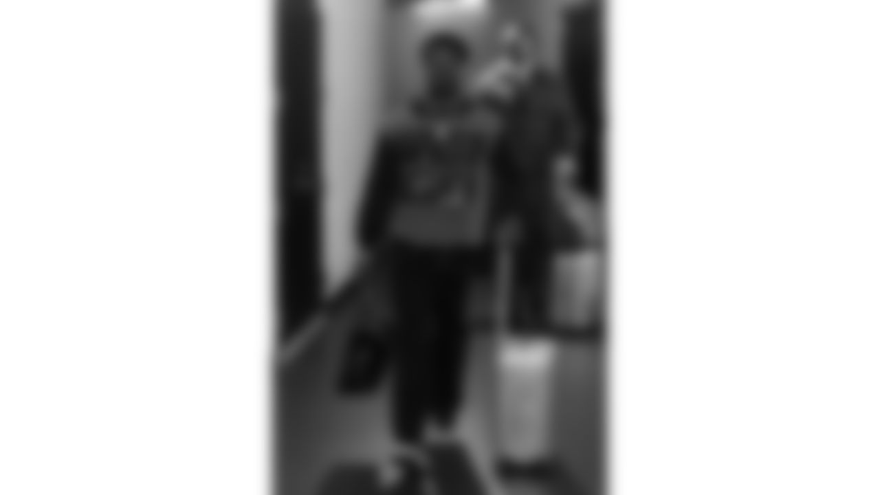 Kansas City Chiefs defensive back Chamarri Conner (27) arrives at Allegiant Stadium for a week 18 NFL football game against the Las Vegas Raiders, Sunday, January 4, 2026 in Las Vegas, NV.