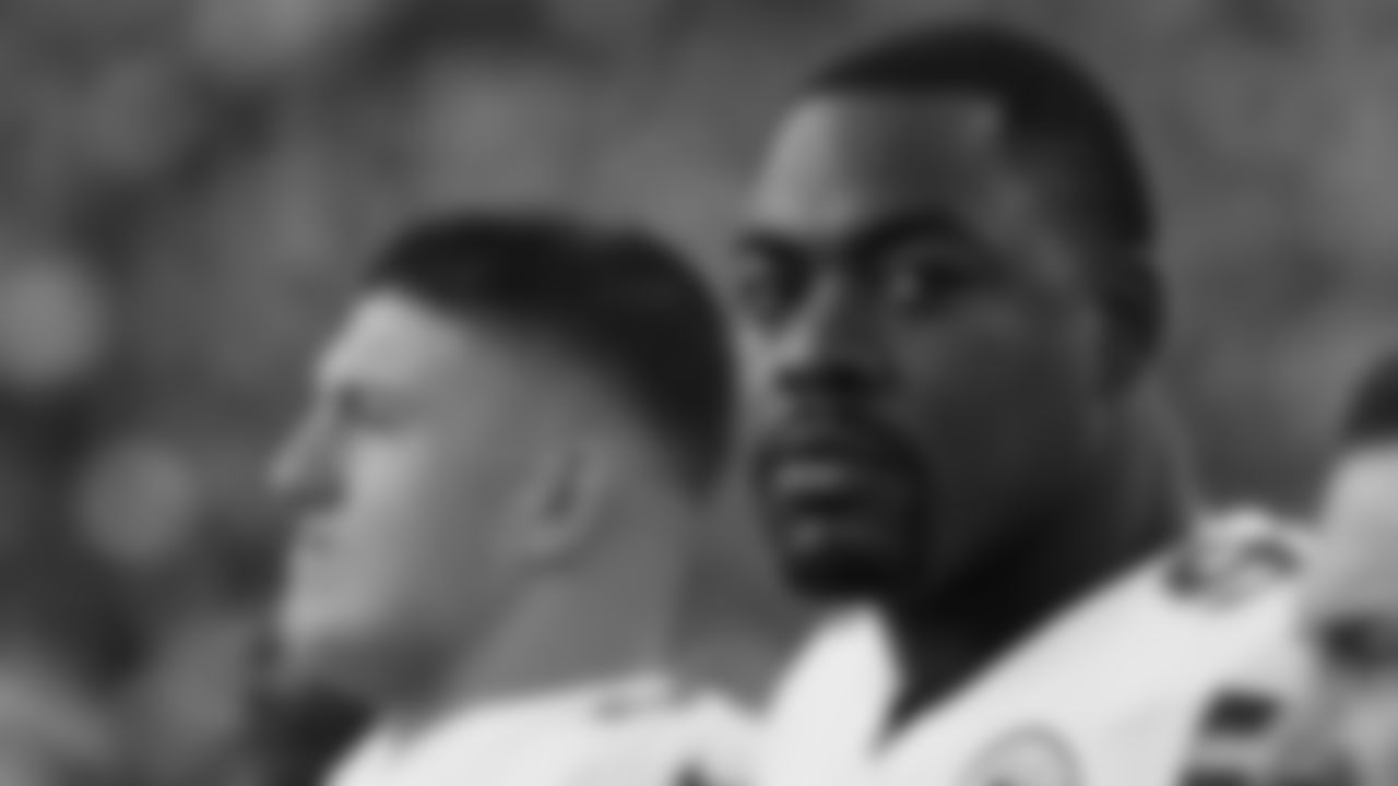 Kansas City Chiefs defensive tackle Chris Jones (95) prior to a week 9 NFL football game against the Buffalo Bills, Sunday, November 2, 2025 in Buffalo, NY