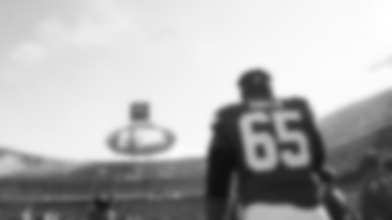 Kansas City Chiefs offensive lineman Trey Smith (65) looks at the flyover prior to a week 12 NFL Football game against the Indianapolis Colts on Sunday, November 23, 2025 in Kansas City, MO