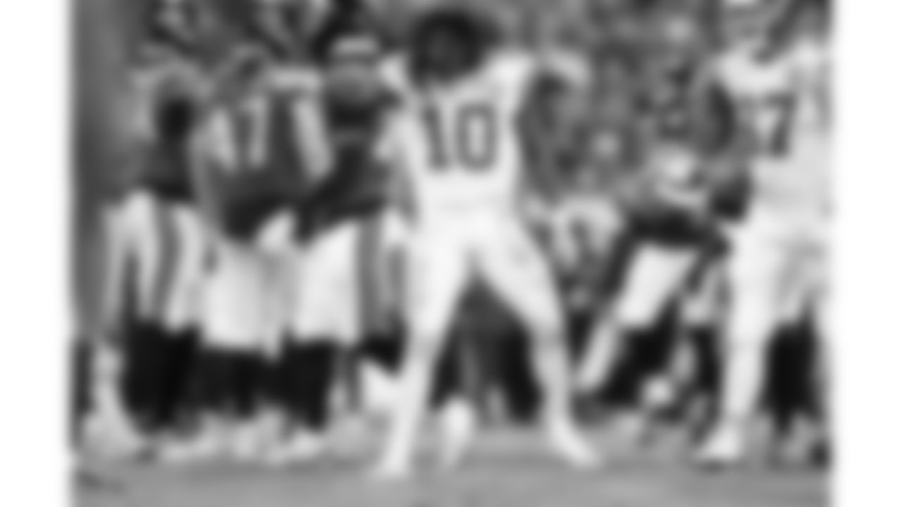 Kansas City Chiefs running back Isiah Pacheco (10) celebrates during a week 5 NFL football game against the Jacksonville Jaguars, Monday, October 6, 2025, in Jacksonville, FL.