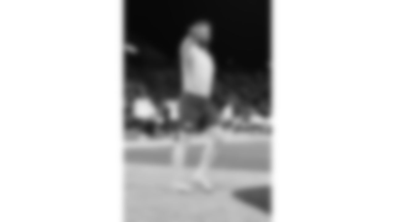 Kansas City Chiefs tight end Noah Gray (83) points to fans prior to a week 1 NFL football game against the Los Angeles Chargers at Arena Corinthians in São Paulo, Brazil on September 5, 2025.