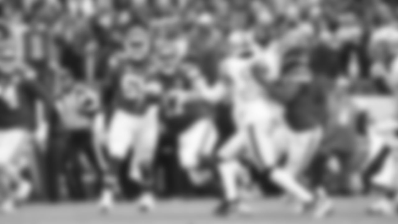 The Kansas City Chiefs face off against the Las Vegas Raiders at GEHA Field at Arrowhead Stadium on December 25, 2023.
