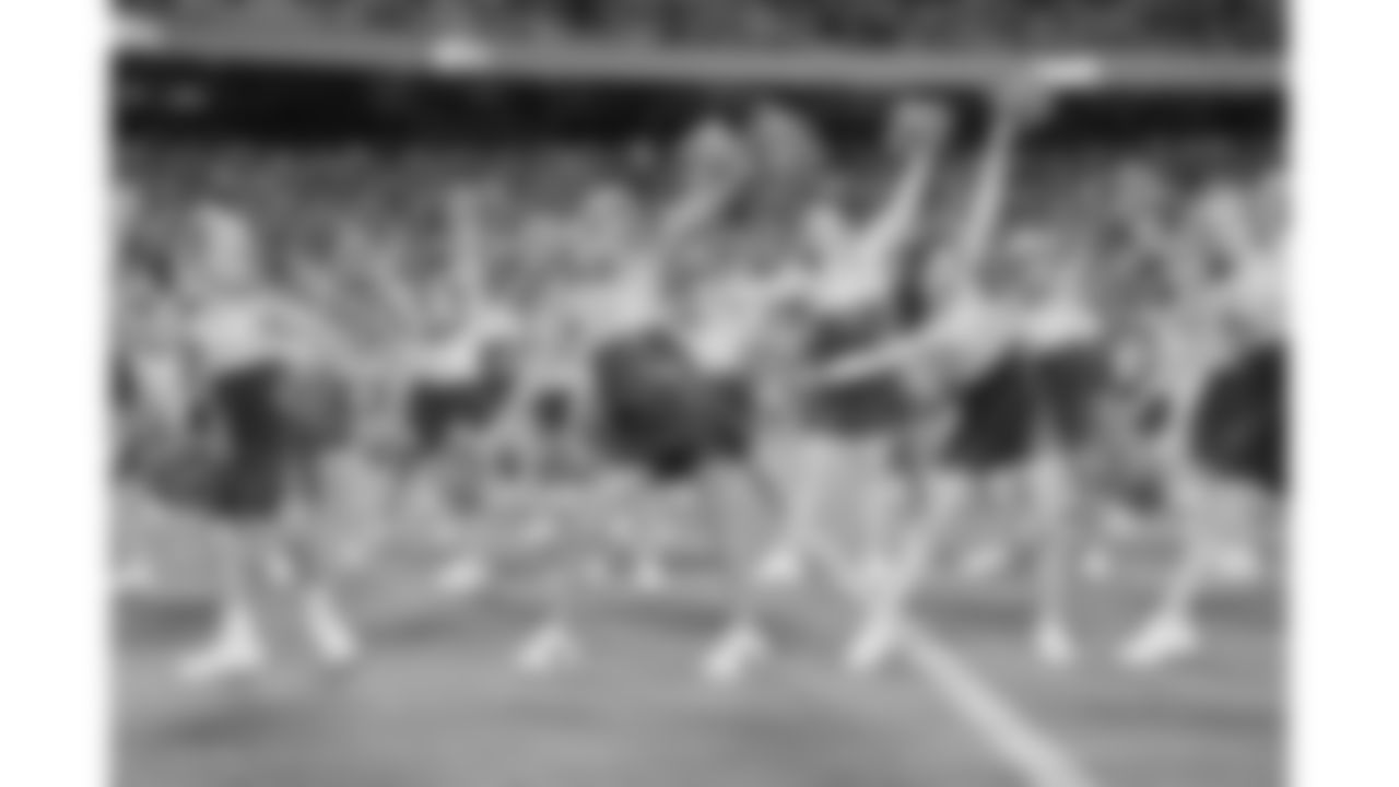 Junior Chiefs Cheerleaders perform a halftime routine with Kansas City Chiefs Cheerleaders during a week 3 preseason NFL game against the Chicago Bears, August 22, 2025 in Kansas City, MO.