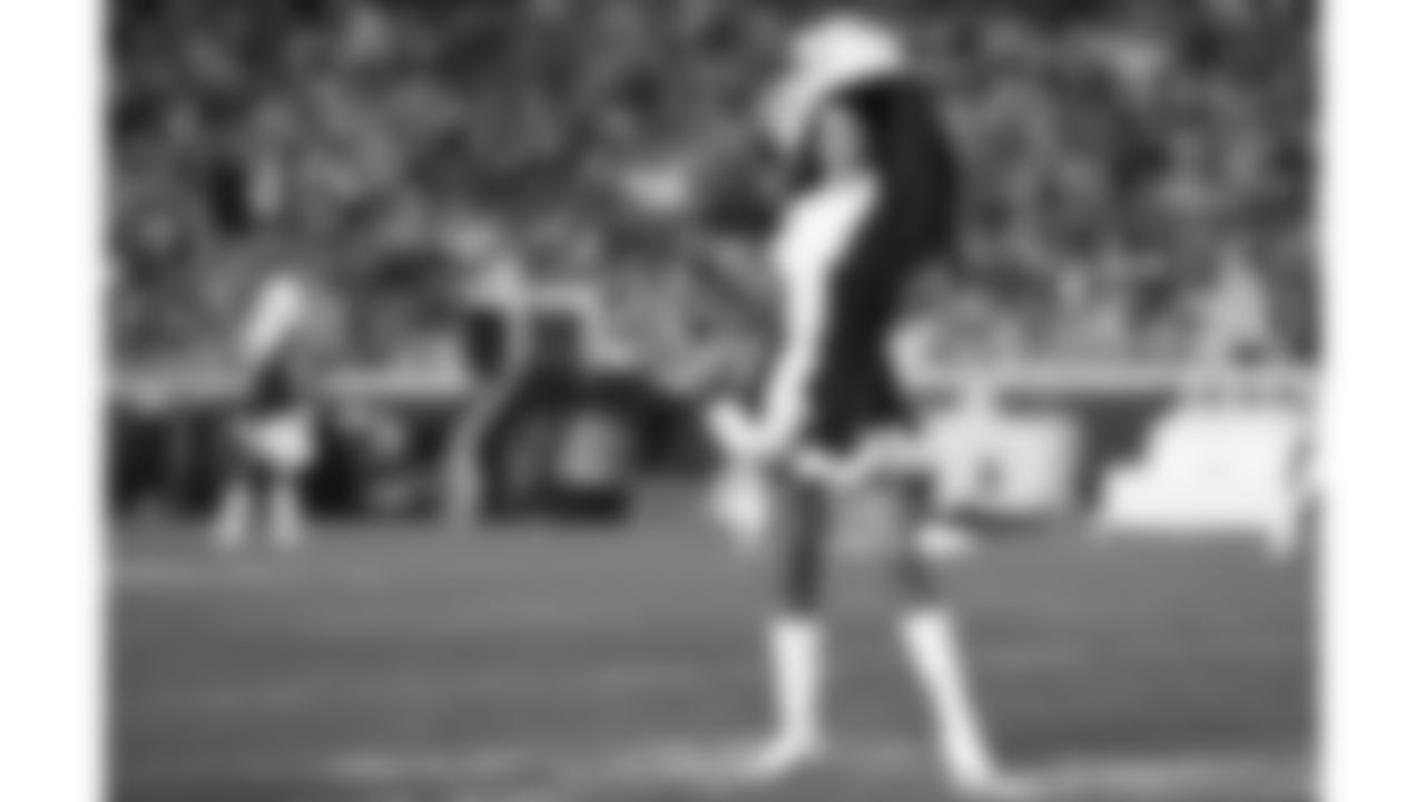 The Kansas City Chiefs Cheerleaders and Entertainment teams during a week 17 NFL Football game against the Denver Broncos on December 25, 2025 in Kansas City, MO.