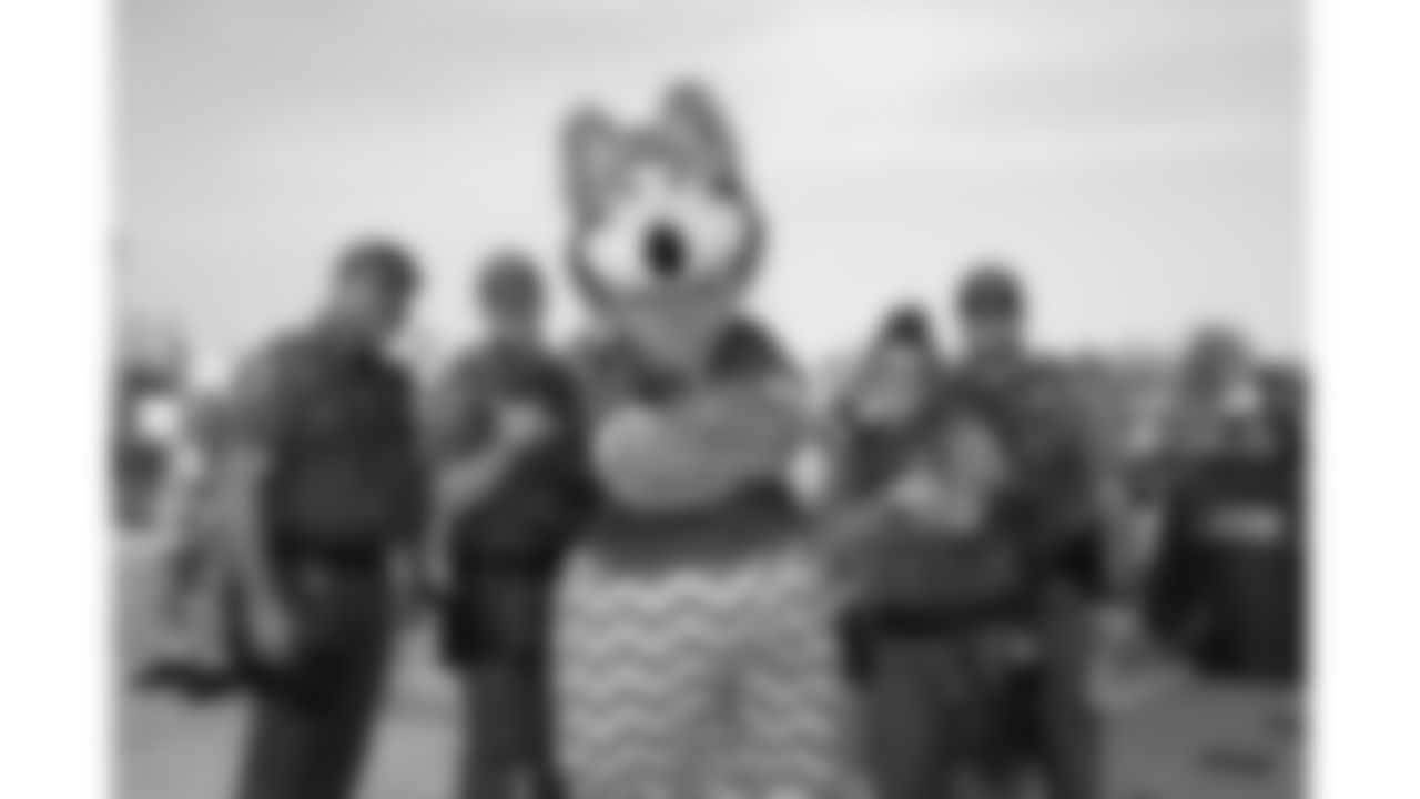 JacKansason County Sheriffs and the KC Wolf before the Houston Texans played the Chiefs at Arrowhead Stadium on August 9, 2018.