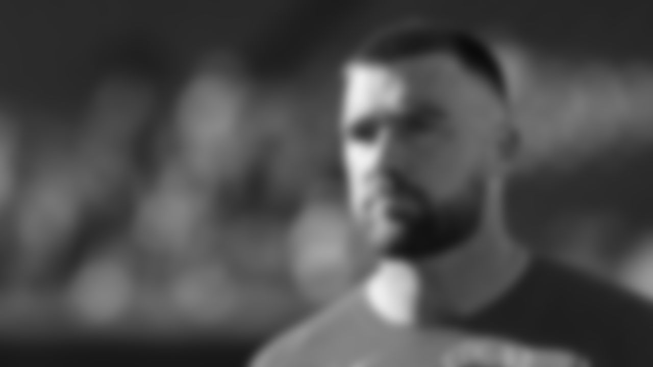Kansas City Chiefs tight end Travis Kelce (87) looks on prior to a preseason week 3 NFL football game against the Chicago Bears, Friday, August 22, 2025 in Kansas City, MO.