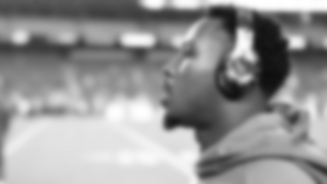 Kansas City Chiefs defensive back Chamarri Conner (27) looking on prior to a week 8 NFL Football game against the Washington Commanders on Monday, October 27, 2025 in Kansas City, MO.