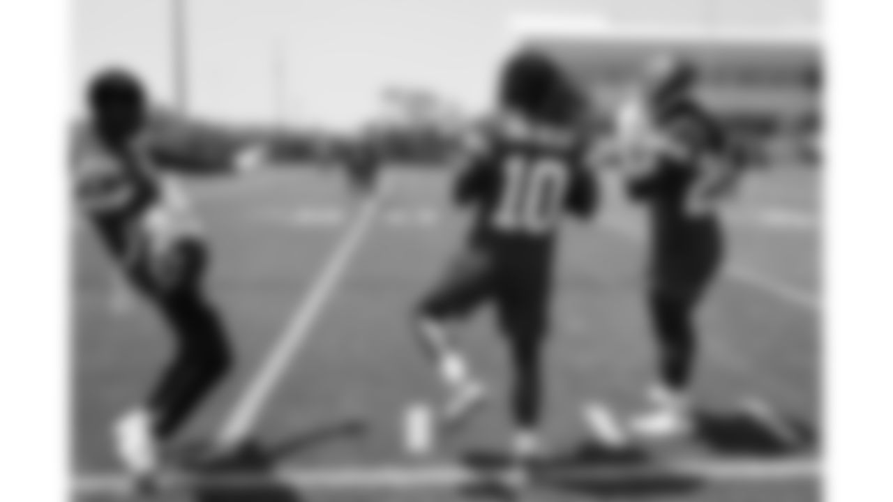 Kansas City Chiefs wide receiver Xavier Worthy (1) and running back Isiah Pacheco (10) at practice during phase 3 of OTAs on Tuesday, June 10, 2025 in Kansas City, MO.