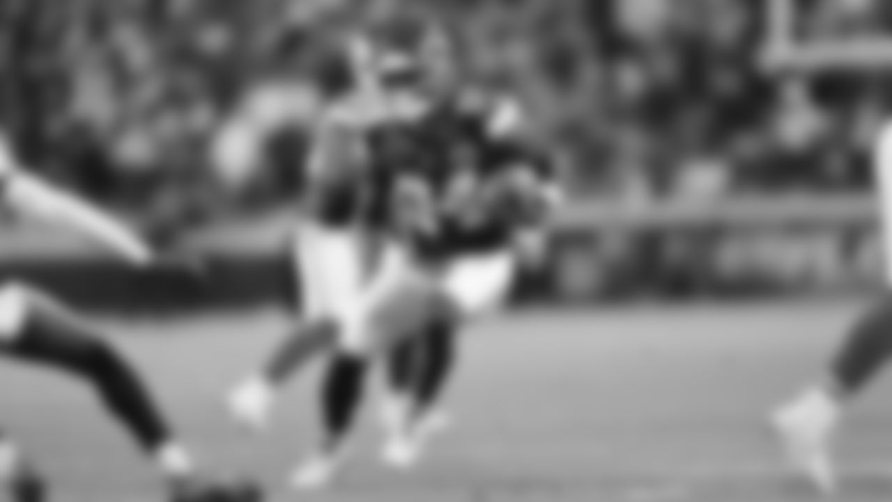 Kansas City Chiefs running back Brashard Smith (24) runs the ball during an NFL week 14 matchup against the Houston Texans, Sunday December 7, 2025.