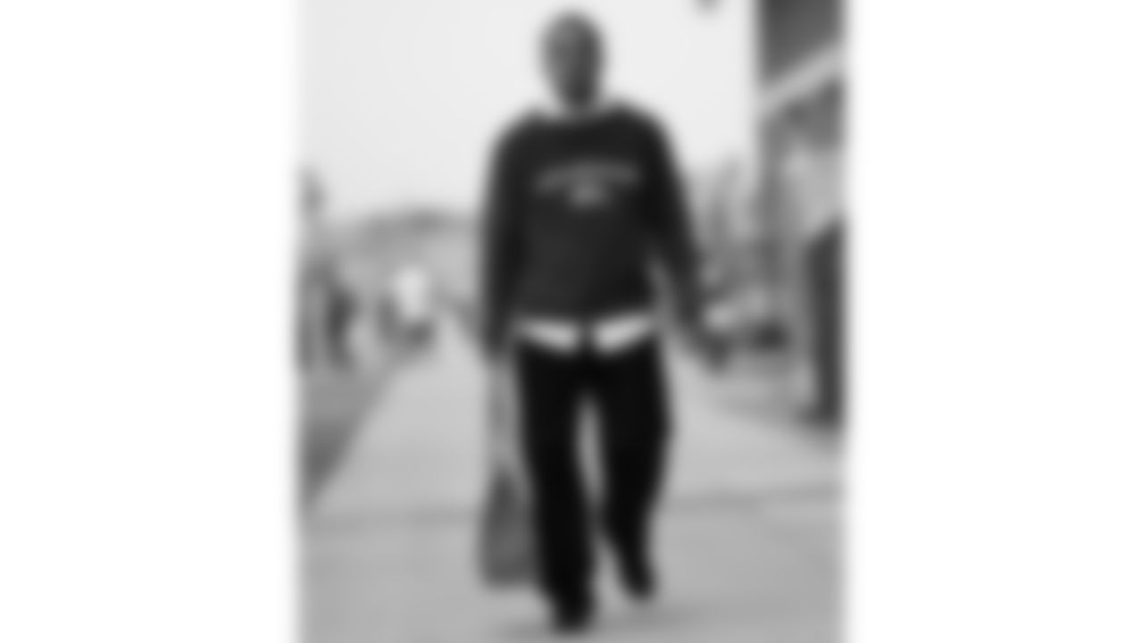 Kansas City Chiefs wide receiver Nikko Remigio (81) arrives prior to a week 12 NFL Football game against the Indianapolis Colts on Sunday, November 23, 2025 in Kansas City, MO