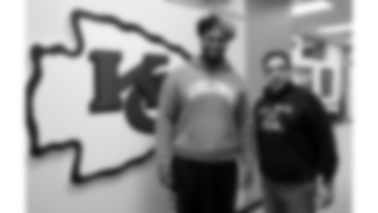 Kansas City Chiefs first-round draft pick Josh Simmons meets with General Manager Brett Veach at the Chiefs practice facility on Saturday, April 26, 2025 in Kansas City, MO.